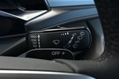 DG26BZN Volkswagen California Beach T7 SWB 245PS 1.5 eHybrid DSG - Parking Package Thumbnail #53