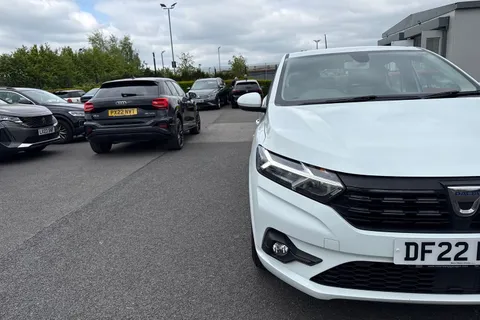 25 of 61 for Dacia Sandero 1.0 TCe Comfort Euro 6 (s/s) 5dr