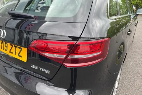 YY19ZTZ Audi A3 1.5 TFSI CoD 35 Sport Sportback Euro 6 (s/s) 5dr Thumbnail #15