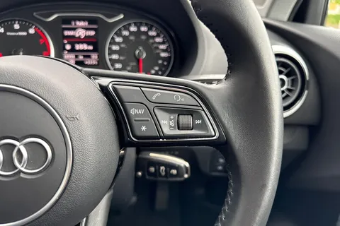 YY19ZTZ Audi A3 1.5 TFSI CoD 35 Sport Sportback Euro 6 (s/s) 5dr Thumbnail #39