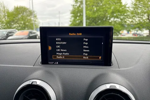 YY19ZTZ Audi A3 1.5 TFSI CoD 35 Sport Sportback Euro 6 (s/s) 5dr Thumbnail #47