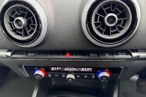 YY19ZTZ Audi A3 1.5 TFSI CoD 35 Sport Sportback Euro 6 (s/s) 5dr Thumbnail #51