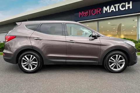 EN15LHT Hyundai Santa Fe 2.2 CRDi Premium Auto 4WD Euro 5 5dr (5 seat) Thumbnail #3