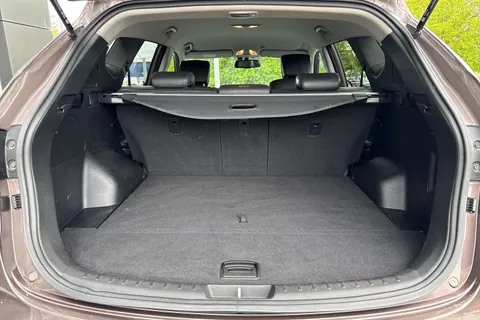 EN15LHT Hyundai Santa Fe 2.2 CRDi Premium Auto 4WD Euro 5 5dr (5 seat) Thumbnail #7