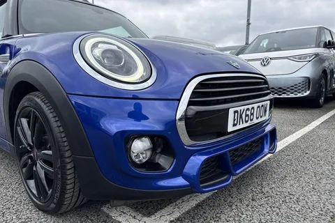 DK68OOW Mini Convertible 1.5 Cooper Sport Steptronic Euro 6 (s/s) 2dr Thumbnail #9