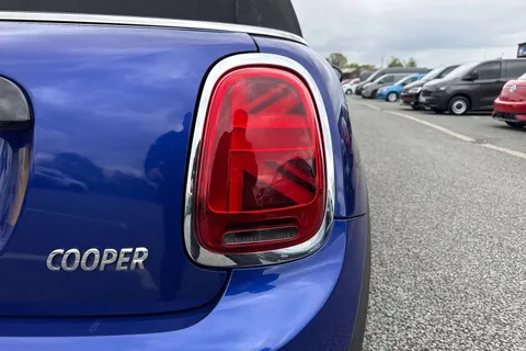 DK68OOW Mini Convertible 1.5 Cooper Sport Steptronic Euro 6 (s/s) 2dr Thumbnail #26