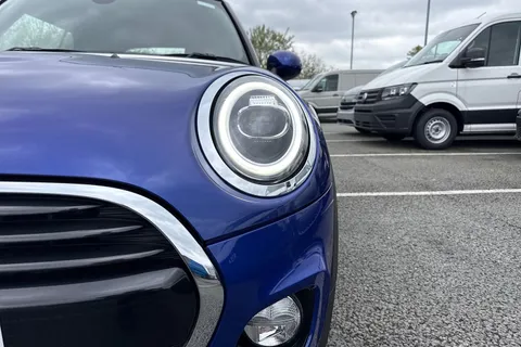 DK68OOW Mini Convertible 1.5 Cooper Sport Steptronic Euro 6 (s/s) 2dr Thumbnail #29