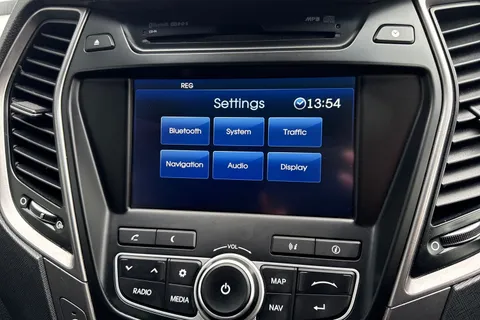 EN15LHT Hyundai Santa Fe 2.2 CRDi Premium Auto 4WD Euro 5 5dr (5 seat) Thumbnail #52