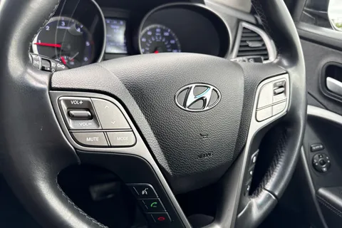 EN15LHT Hyundai Santa Fe 2.2 CRDi Premium Auto 4WD Euro 5 5dr (5 seat) Thumbnail #61