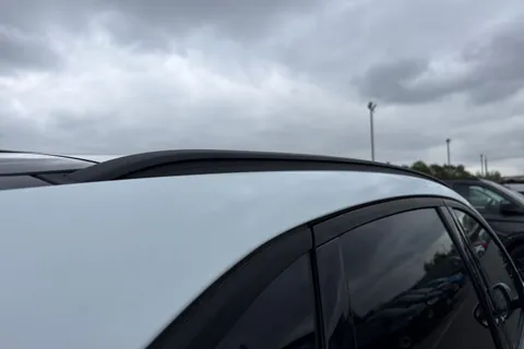 DN72CBO Ford Kuga 2.5 Duratec 14.4kWh ST-Line X Edition CVT Euro 6 (s/s) 5dr Thumbnail #29