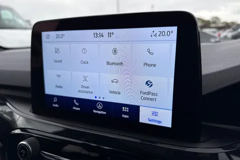 DN72CBO Ford Kuga 2.5 Duratec 14.4kWh ST-Line X Edition CVT Euro 6 (s/s) 5dr Thumbnail #57