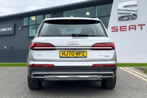HJ70NPZ Audi Q7 3.0 TFSIe V6 55 Sport Tiptronic quattro Euro 6 (s/s) 5dr 14.1kWh Thumbnail #4
