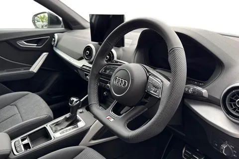 Audi SQ2 2.0 TFSI Black Edition S Tronic quattro Euro 6 (s/s) 5dr Thumbnail #14
