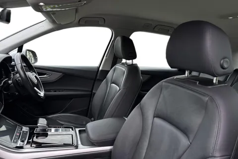 HJ70NPZ Audi Q7 3.0 TFSIe V6 55 Sport Tiptronic quattro Euro 6 (s/s) 5dr 14.1kWh Thumbnail #16