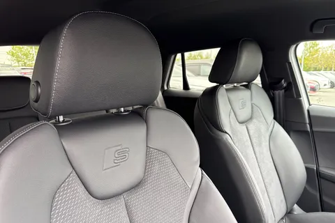  Audi SQ2 2.0 TFSI Black Edition S Tronic quattro Euro 6 (s/s) 5dr Thumbnail #24