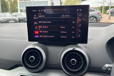  Audi SQ2 2.0 TFSI Black Edition S Tronic quattro Euro 6 (s/s) 5dr Thumbnail #36