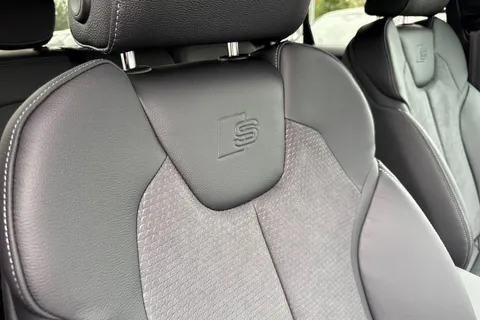  Audi SQ2 2.0 TFSI Black Edition S Tronic quattro Euro 6 (s/s) 5dr Thumbnail #42