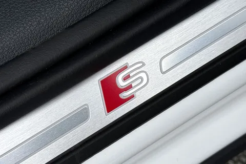  Audi SQ2 2.0 TFSI Black Edition S Tronic quattro Euro 6 (s/s) 5dr Thumbnail #43