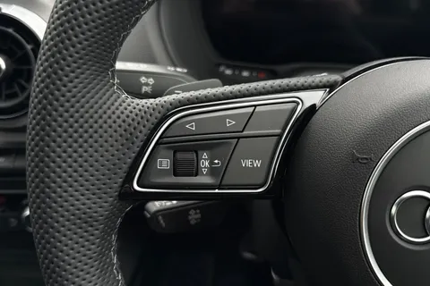  Audi SQ2 2.0 TFSI Black Edition S Tronic quattro Euro 6 (s/s) 5dr Thumbnail #55