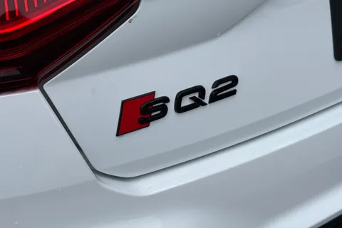  Audi SQ2 2.0 TFSI Black Edition S Tronic quattro Euro 6 (s/s) 5dr Thumbnail #57