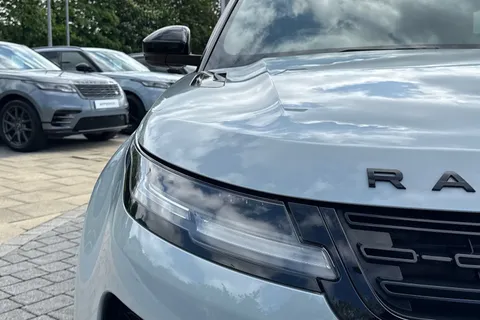 DU75YPD Land Rover Range Rover Evoque 2.0 D200 Dynamic SE 5dr Thumbnail #31