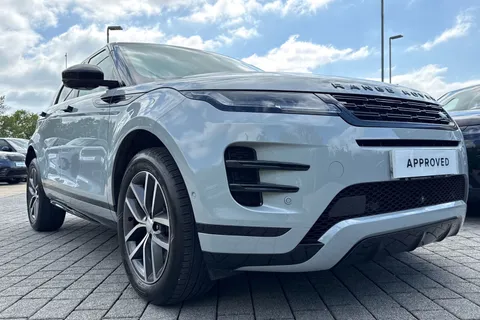 DU75YPD Land Rover Range Rover Evoque 2.0 D200 Dynamic SE 5dr Thumbnail #32