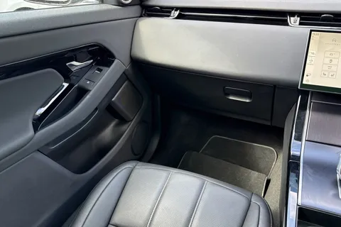DU75YPD Land Rover Range Rover Evoque 2.0 D200 Dynamic SE 5dr Thumbnail #44