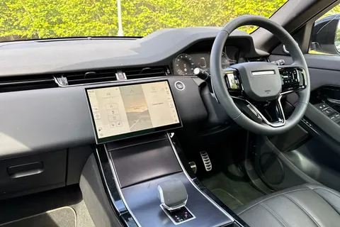 DU75YPD Land Rover Range Rover Evoque 2.0 D200 Dynamic SE 5dr Thumbnail #45