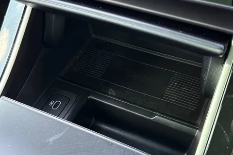 DU75YPD Land Rover Range Rover Evoque 2.0 D200 Dynamic SE 5dr Thumbnail #49