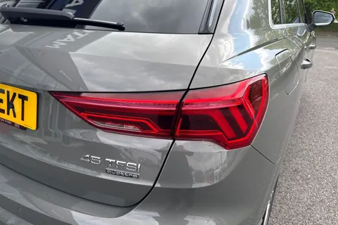 DG20EKT Audi Q3 2.0 TFSI 45 S line S Tronic quattro Euro 6 (s/s) 5dr Thumbnail #8