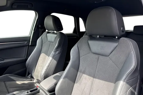 DG20EKT Audi Q3 2.0 TFSI 45 S line S Tronic quattro Euro 6 (s/s) 5dr Thumbnail #16