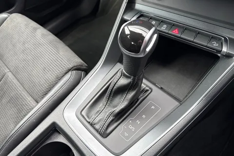 DG20EKT Audi Q3 2.0 TFSI 45 S line S Tronic quattro Euro 6 (s/s) 5dr Thumbnail #23