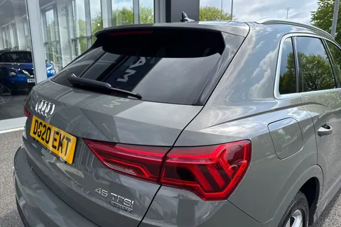 DG20EKT Audi Q3 2.0 TFSI 45 S line S Tronic quattro Euro 6 (s/s) 5dr Thumbnail #32