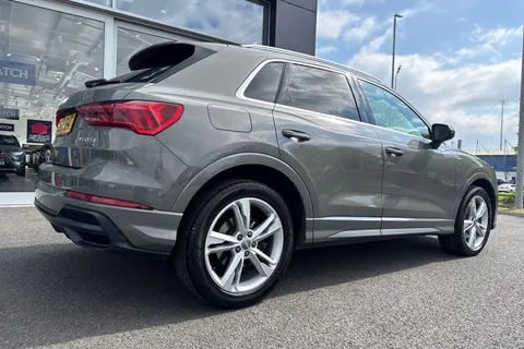 DG20EKT Audi Q3 2.0 TFSI 45 S line S Tronic quattro Euro 6 (s/s) 5dr Thumbnail #35