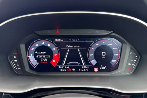 DG20EKT Audi Q3 2.0 TFSI 45 S line S Tronic quattro Euro 6 (s/s) 5dr Thumbnail #38