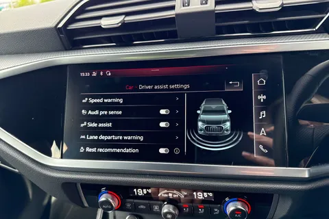 DG20EKT Audi Q3 2.0 TFSI 45 S line S Tronic quattro Euro 6 (s/s) 5dr Thumbnail #54