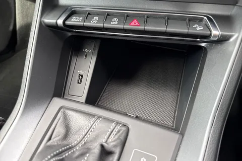 DG20EKT Audi Q3 2.0 TFSI 45 S line S Tronic quattro Euro 6 (s/s) 5dr Thumbnail #57