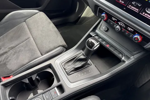 DG20EKT Audi Q3 2.0 TFSI 45 S line S Tronic quattro Euro 6 (s/s) 5dr Thumbnail #58