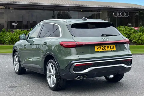 PX26KAU Audi Q5 SUV S line TDI quattro 204 PS S tronic Thumbnail #3