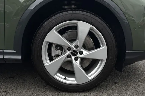 PX26KAU Audi Q5 SUV S line TDI quattro 204 PS S tronic Thumbnail #11