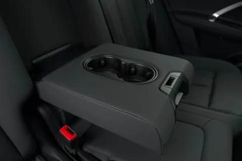 PX26KAU Audi Q5 SUV S line TDI quattro 204 PS S tronic Thumbnail #41