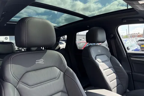 MJ75JFG Volkswagen Touareg 3.0 V6 TDI 4Motion 286 Black Edition 5dr Tip Auto **TOW BAR, DRIVER PACK** Thumbnail #23