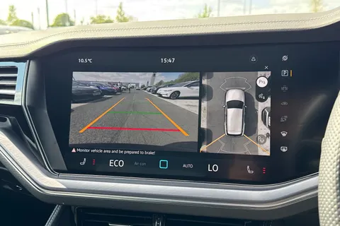 MJ75JFG Volkswagen Touareg 3.0 V6 TDI 4Motion 286 Black Edition 5dr Tip Auto **TOW BAR, DRIVER PACK** Thumbnail #41