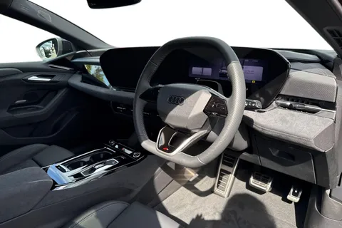  Audi A6 E-Tron Avant 100kWh Black Edition Auto quattro 5dr Thumbnail #14