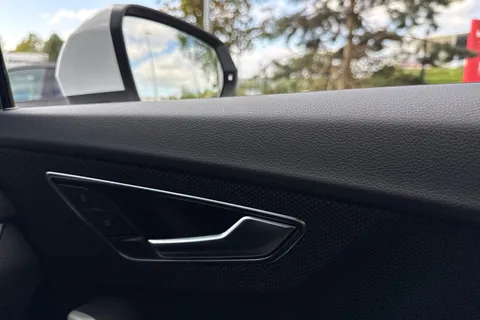 20 of 62 for Audi Q2 1.0 TFSI 30 Sport Euro 6 (s/s) 5dr