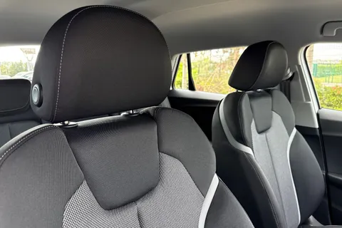 23 of 62 for Audi Q2 1.0 TFSI 30 Sport Euro 6 (s/s) 5dr