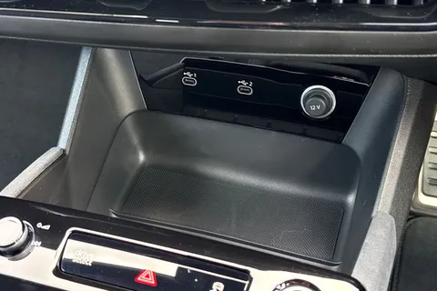  Audi A6 E-Tron Avant 100kWh Black Edition Auto quattro 5dr Thumbnail #33