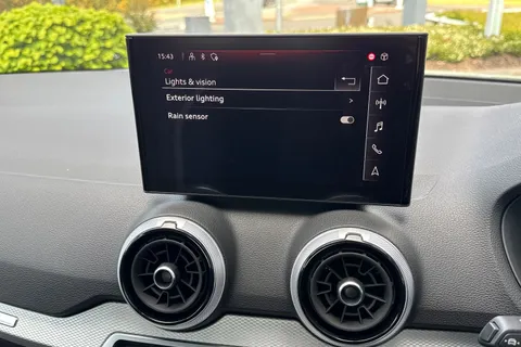 30 of 62 for Audi Q2 1.0 TFSI 30 Sport Euro 6 (s/s) 5dr