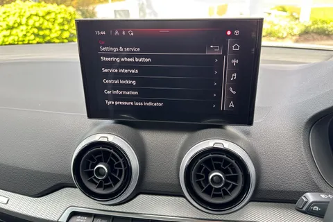 33 of 62 for Audi Q2 1.0 TFSI 30 Sport Euro 6 (s/s) 5dr