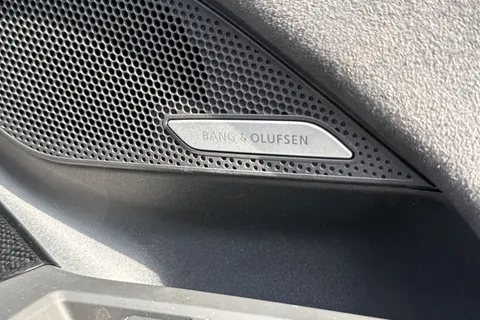  Audi A6 E-Tron Avant 100kWh Black Edition Auto quattro 5dr Thumbnail #39